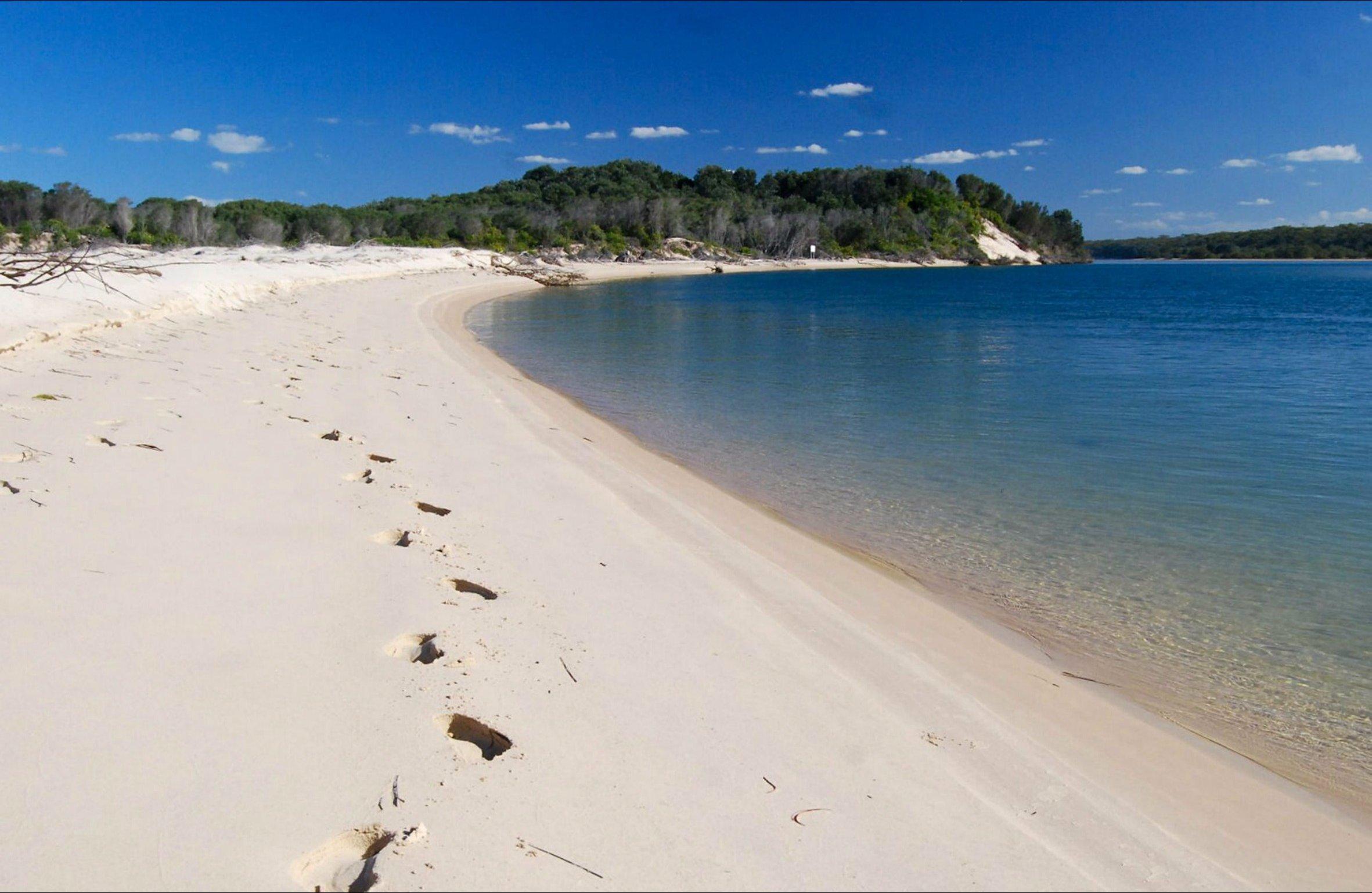 Gaagal Wanggaan (South Beach) National Park