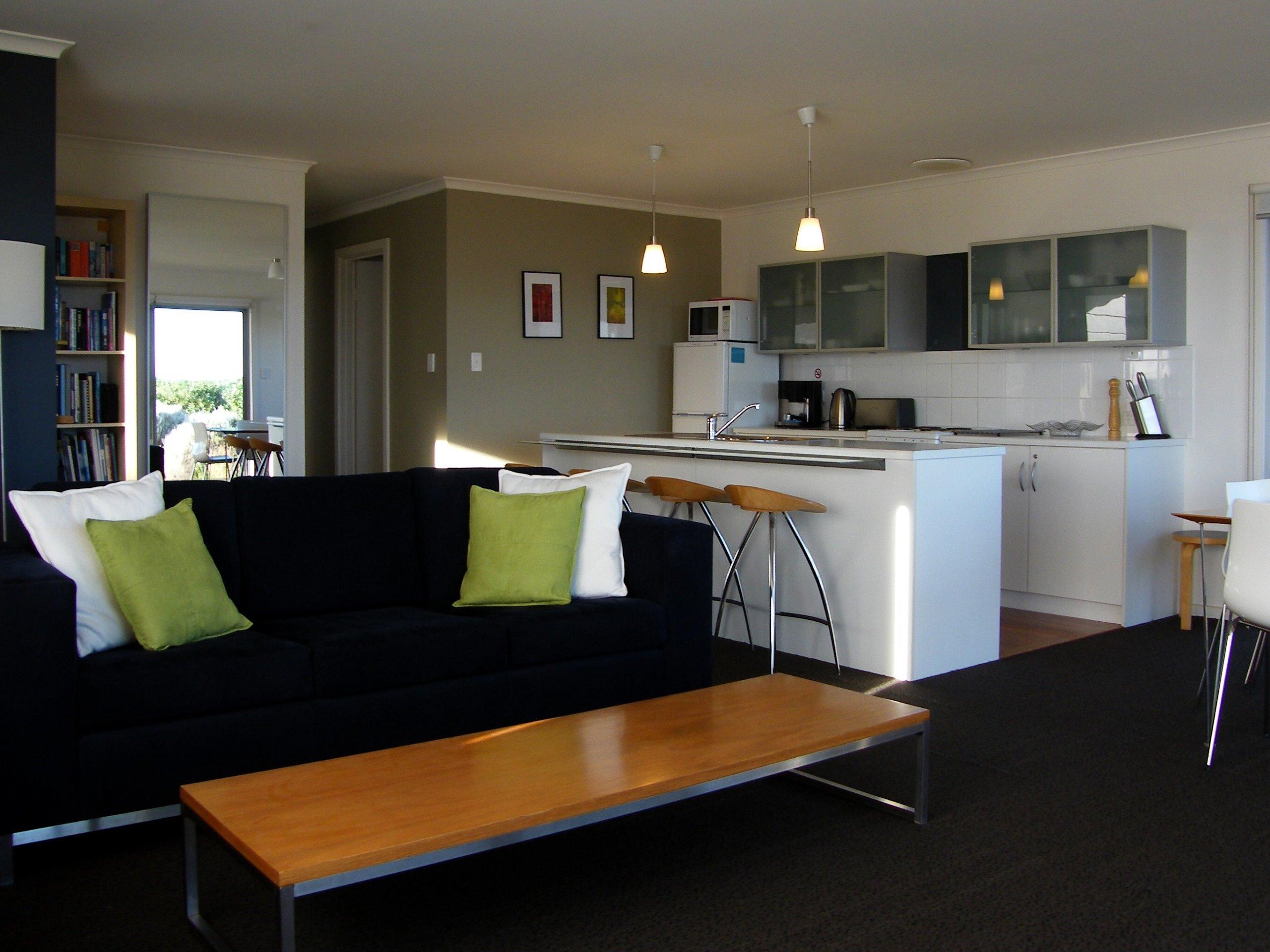 Coorong Waterfront Retreat