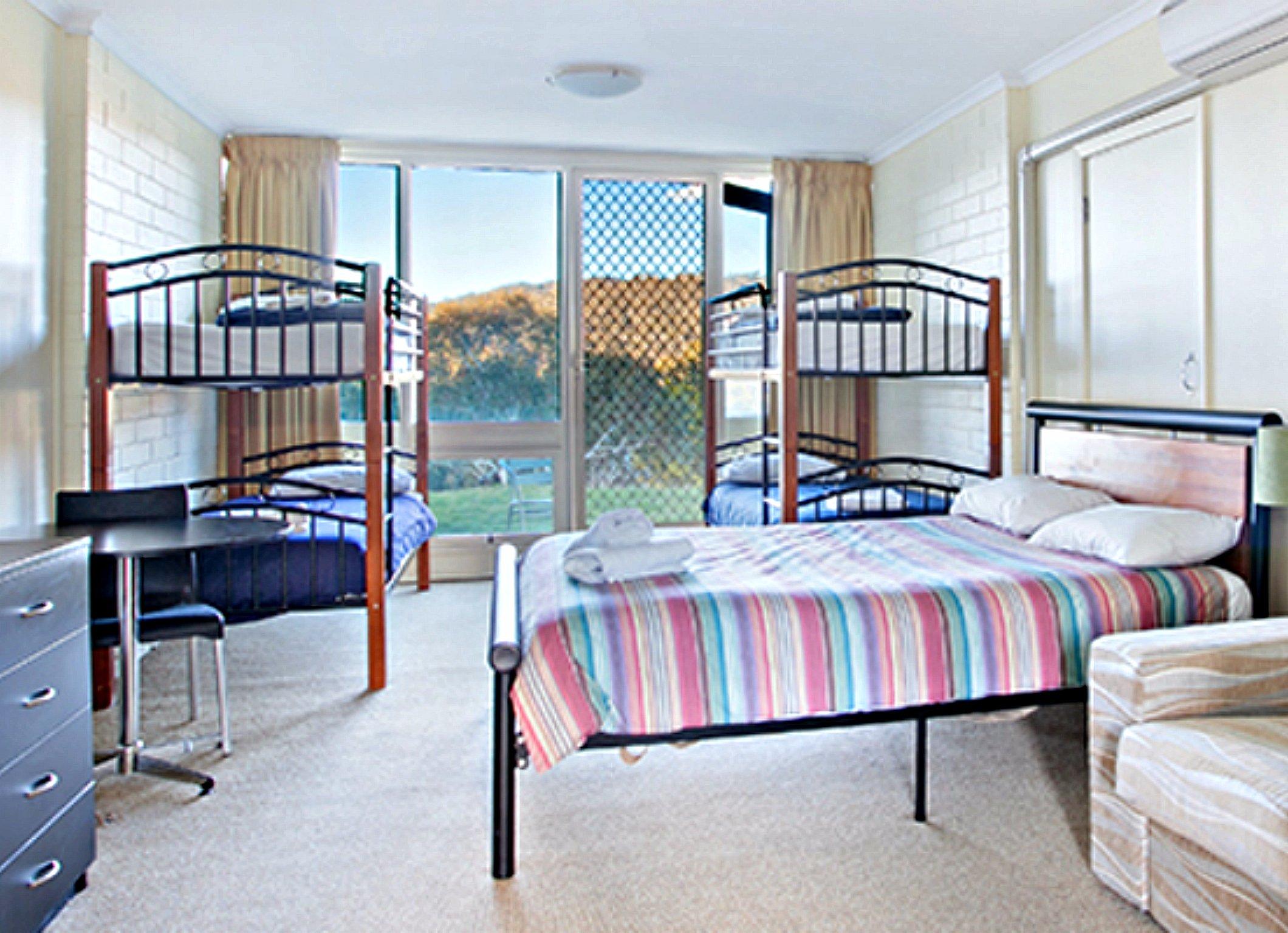 Lake Jindabyne Hotel