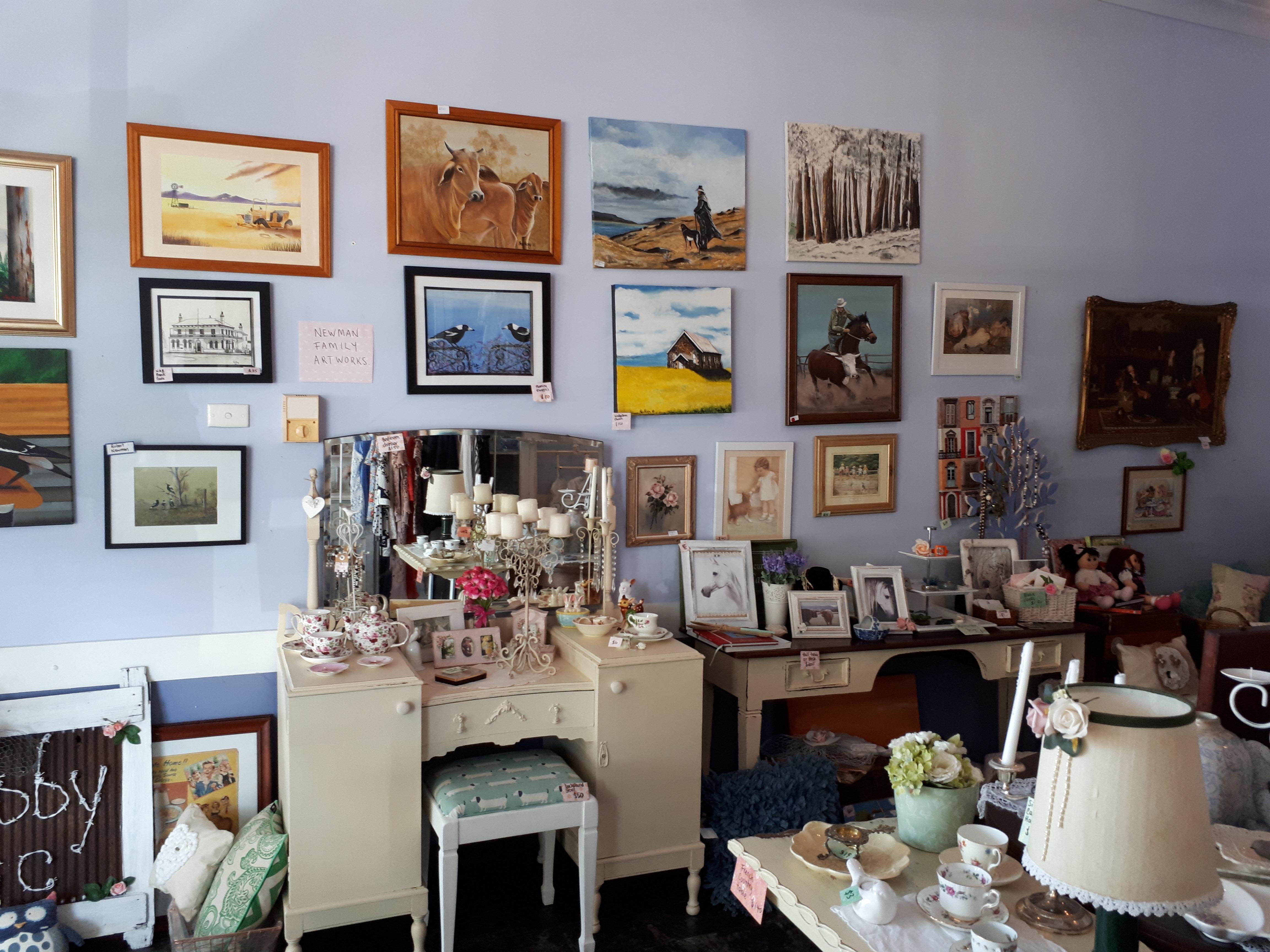 Shabby Chic Treasures and Art