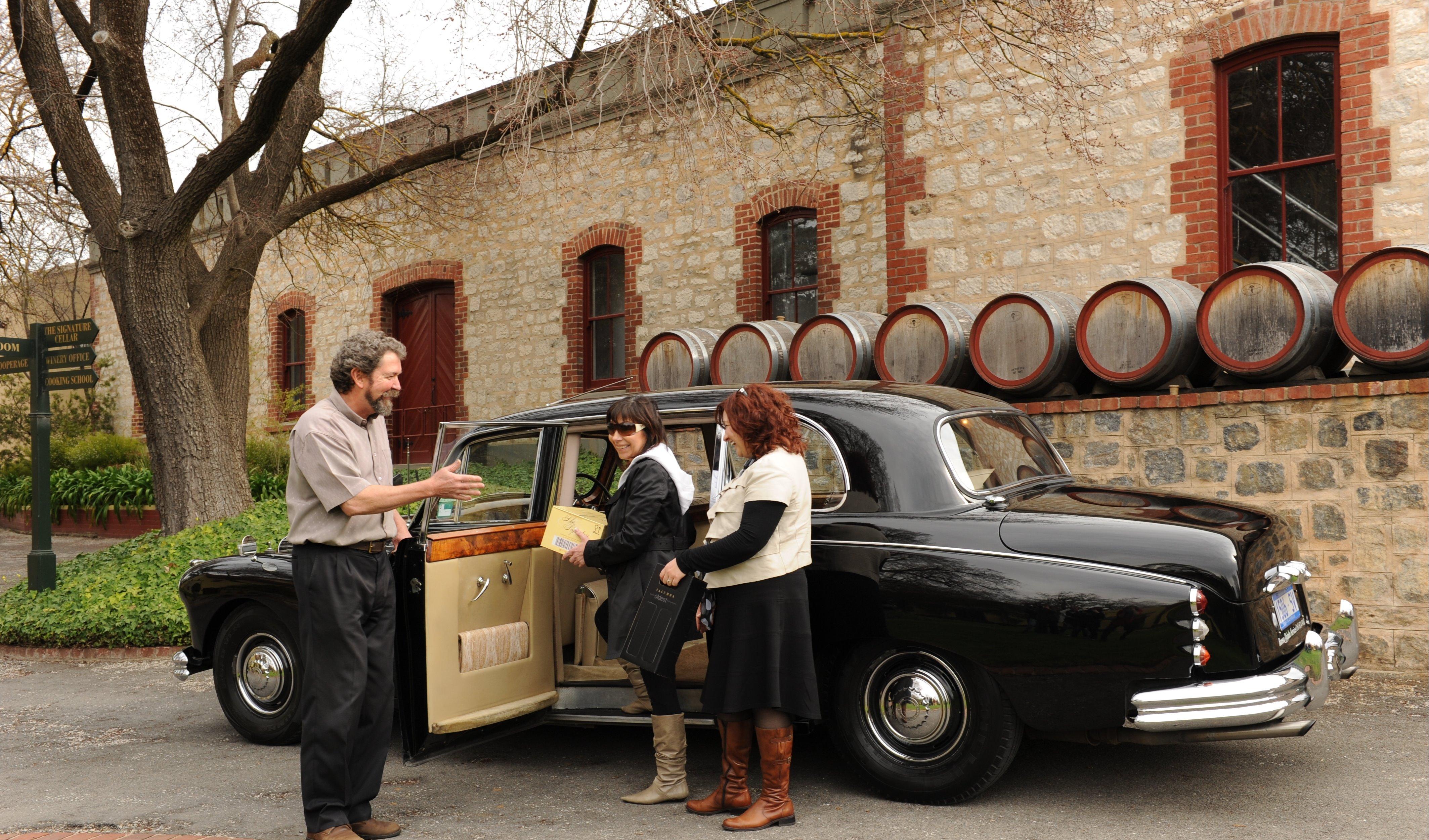 Barossa Daimler Tours