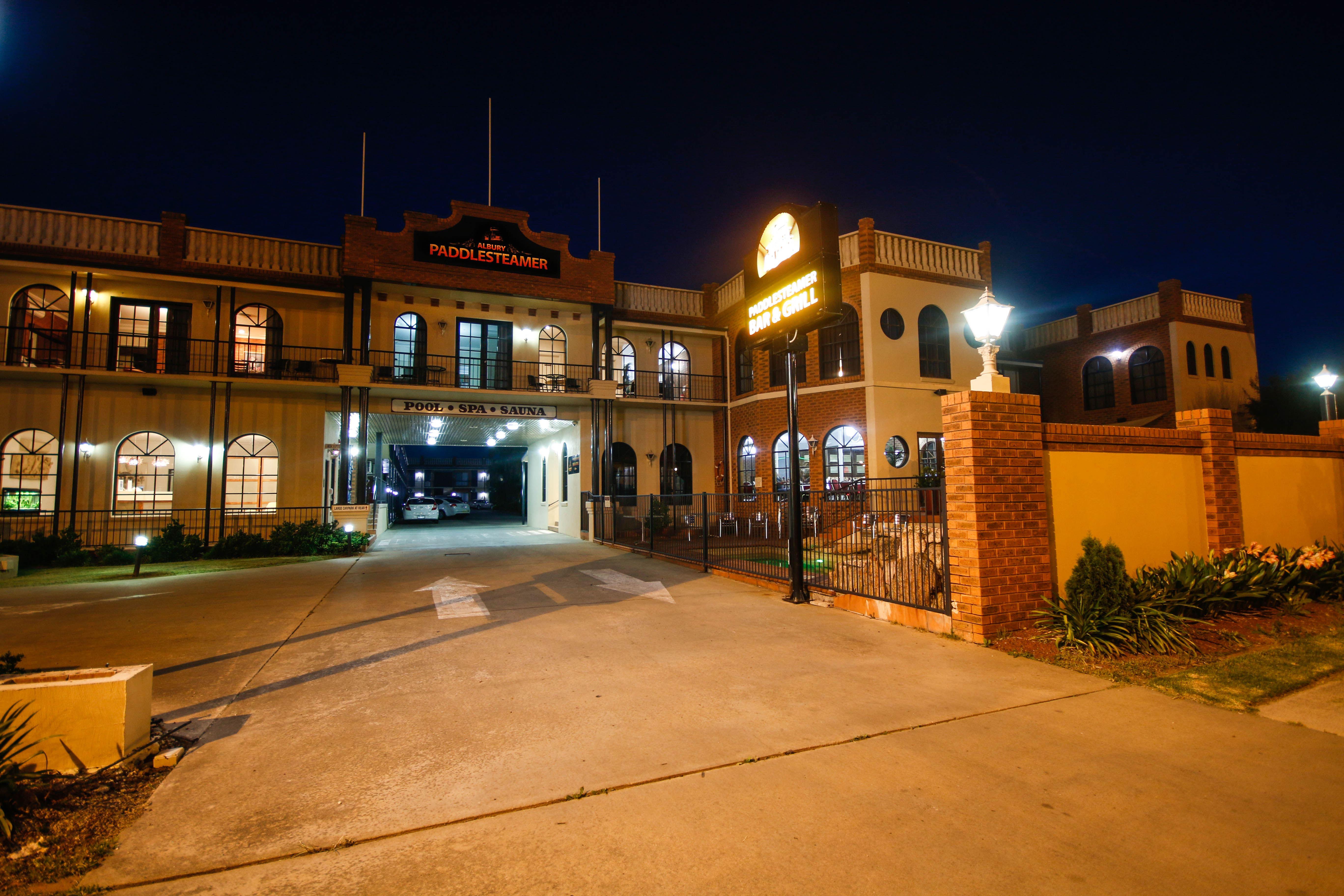 Albury Paddlesteamer Motel