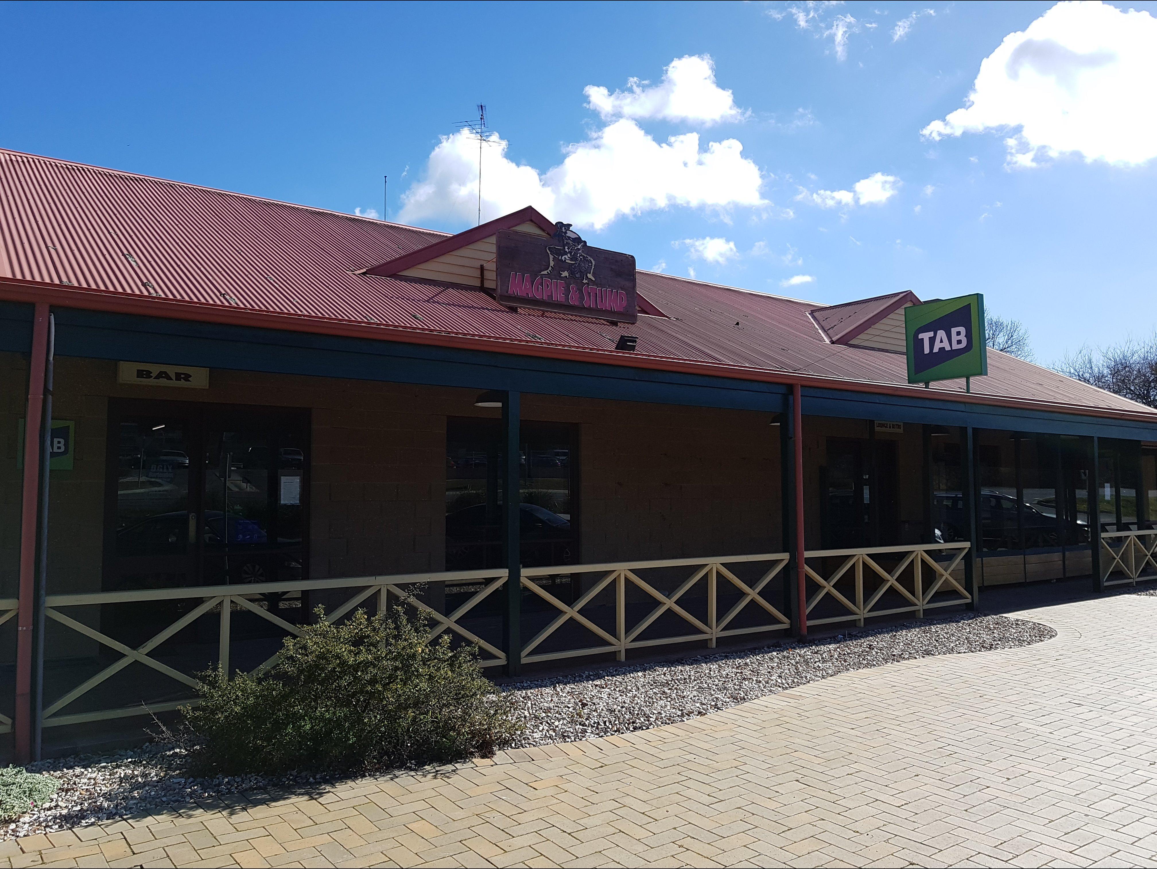 Magpie and Stump Hotel