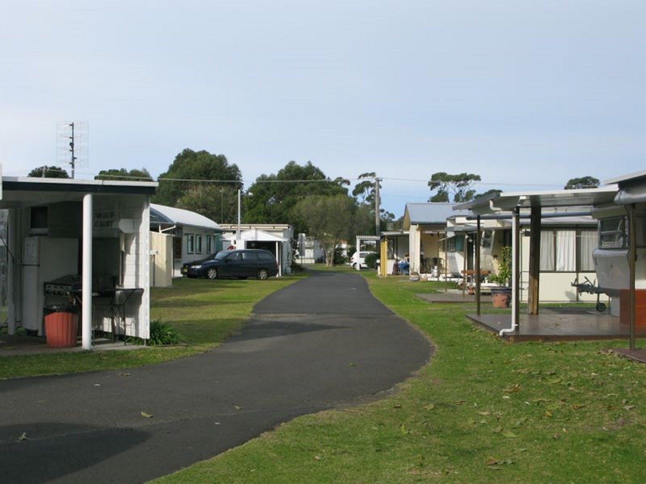 Inlet Anchorage Caravan Park and Cottages