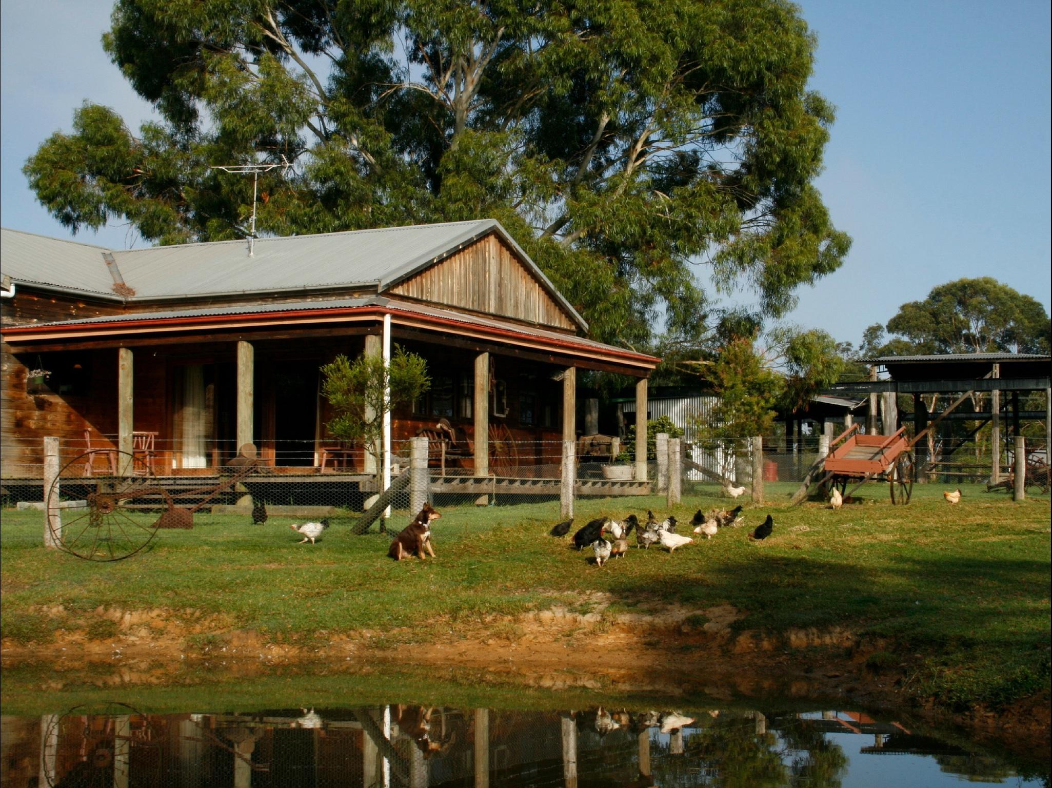 Tobruk Sydney Farm Stay