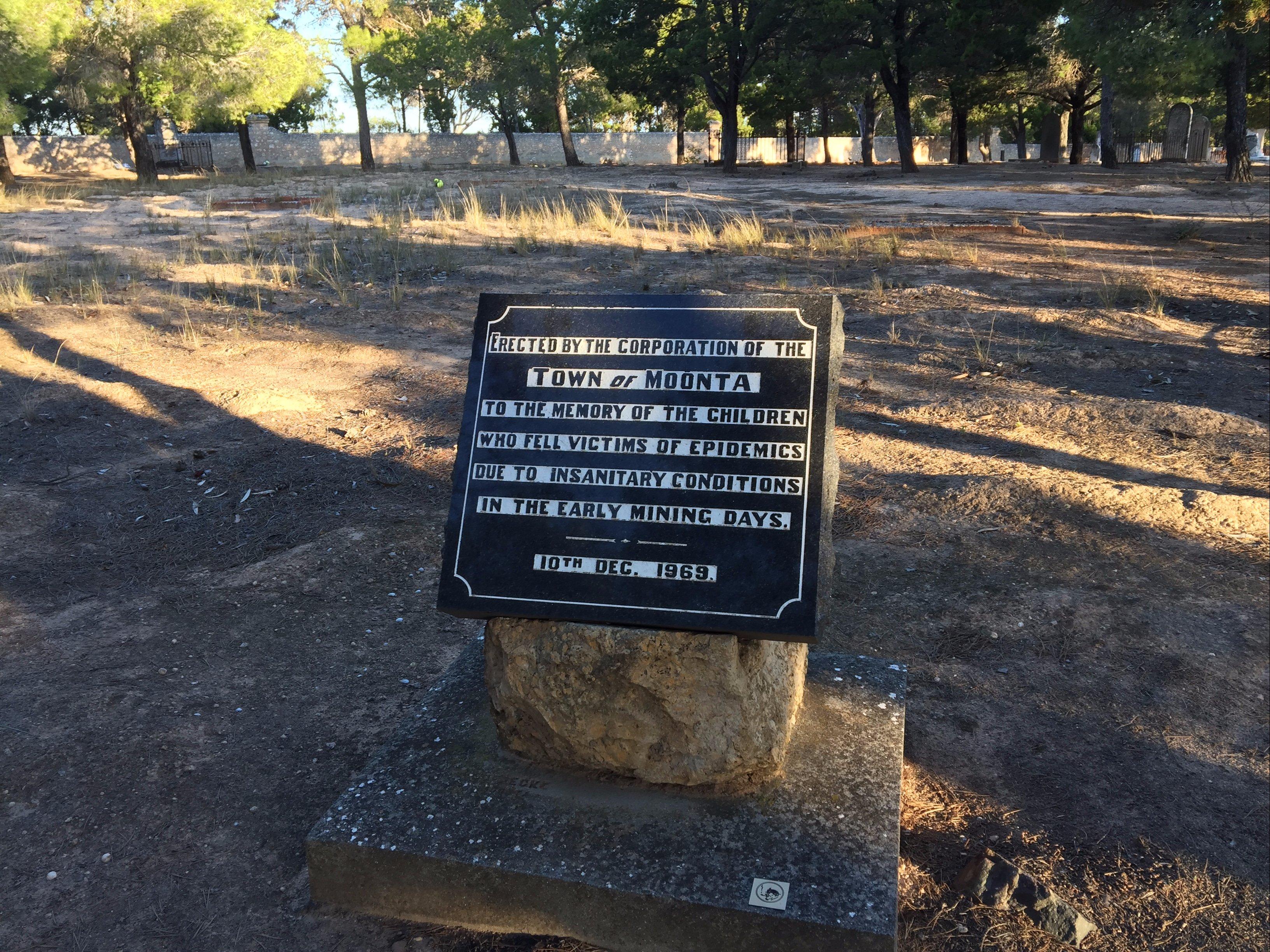 Moonta Cemetery Walks