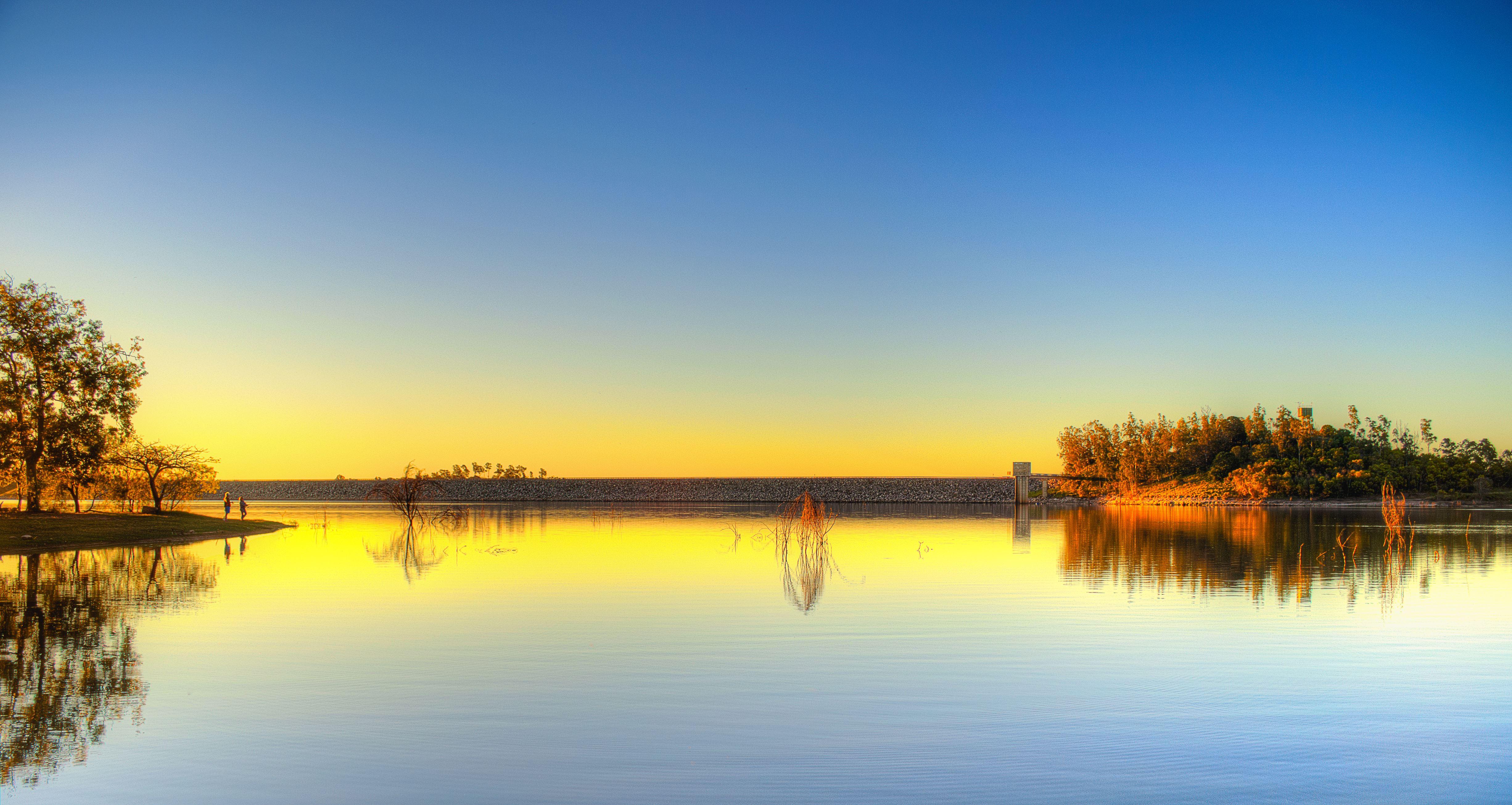 Fairbairn Dam, Lake Maraboon