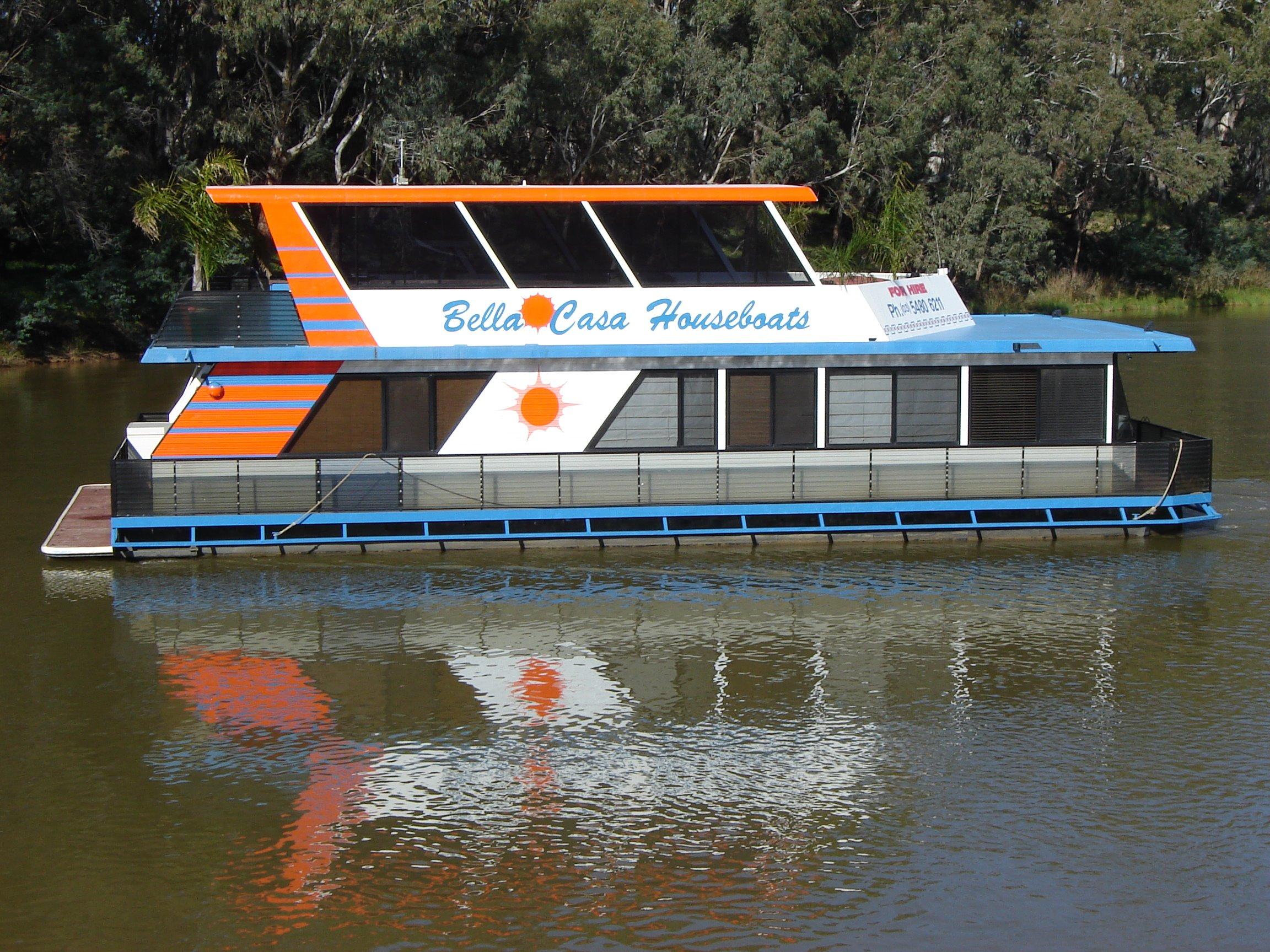 Bella Casa Houseboats