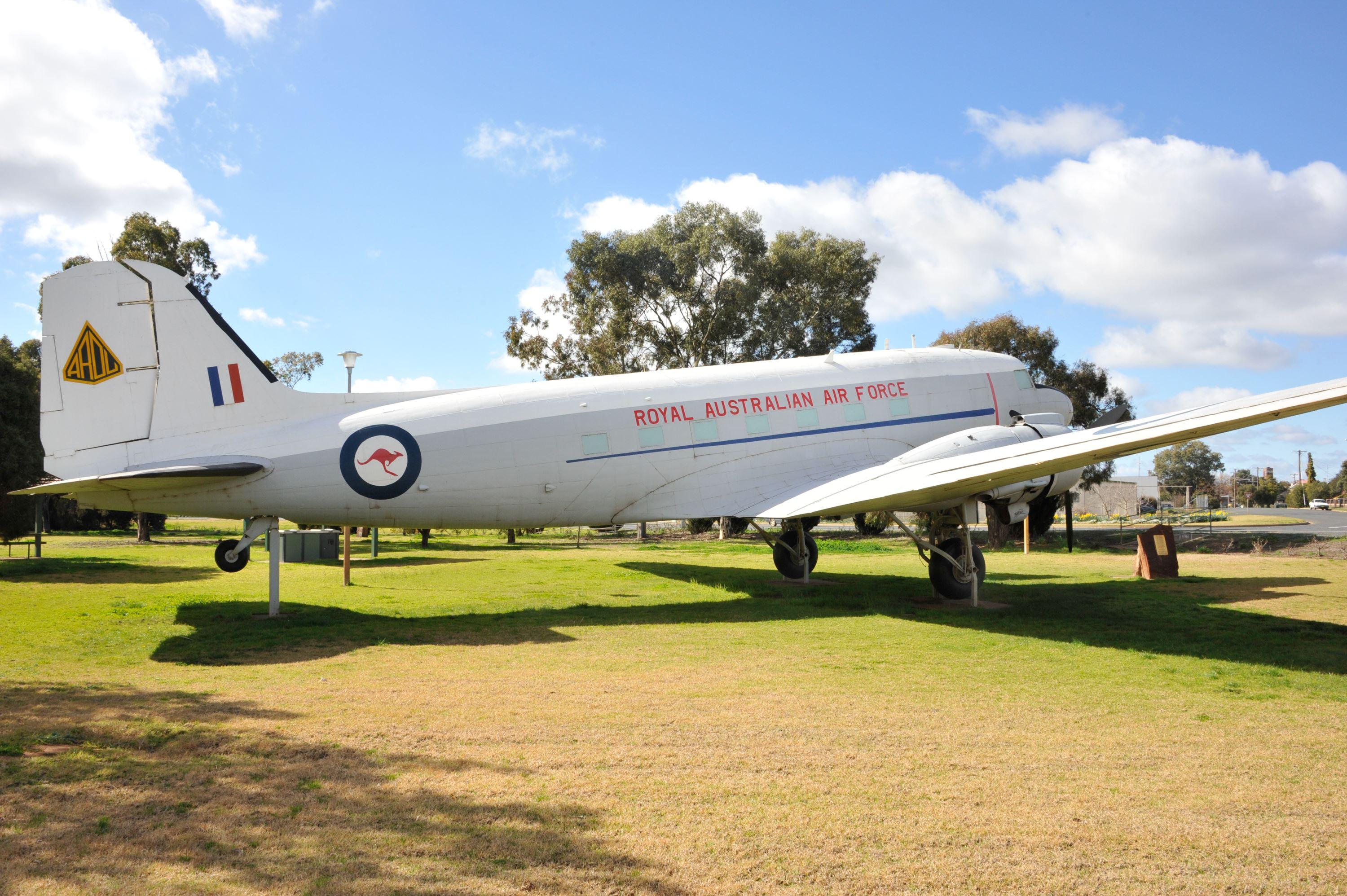 Douglas DC3 Dakota